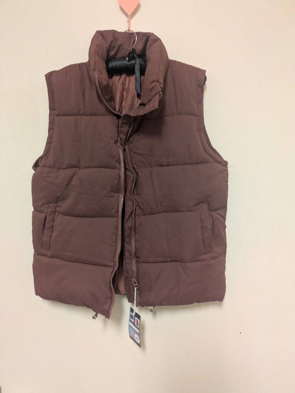 brown unisex women's puffer vest size medium polyester unbranded autumn fall